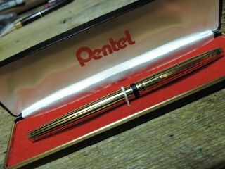 old Vintage Black Lined Gold PENTEL Ballpoint Pen brass threads Japan 2