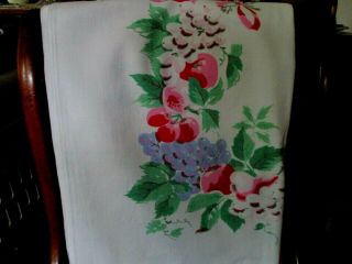 LOVELY VINTAGE BARKCLOTH TABLECLOTH W/CHERRIES/GRAPES/BERRIES/RIBBONS 44 