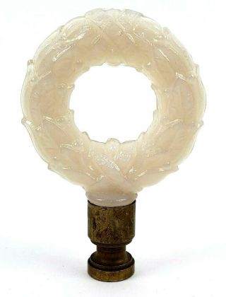 Aladdin Alacite Glass Wreath Pattern Lamp Finial