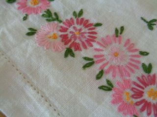 Vintage Hand Embroidered Pink Daisy Dresser Scarf 3
