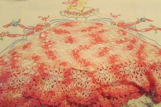 Gorgeous VINTAGE SOUTHERN BELLE LADY Embroidered Crocheted Pillowcases 2