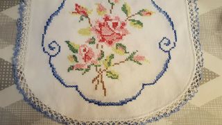 Vintage Dresser Scarf/runner,  Hand Cross Stitch,  Lovely Roses,  Crochet Trim