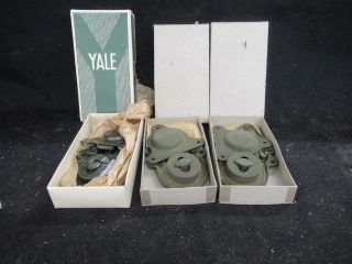 3 Vintage Locks Orig.  Boxes With Keys 1 Yale Trunk Footlocker 26 - L - 165 1943