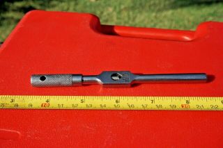L.  S.  Starrett No.  91 - A Tap Wrench 1/16 - 1/4 " Tap Capacity Machinist Tool