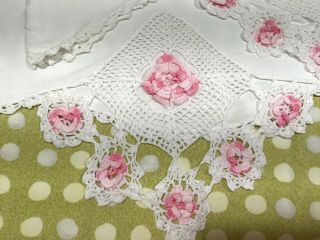 Vintage Pair White Pillowcases With Crocheted Rose Floral Inserts & Edge