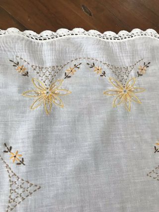 Vintage Table Runner Dresser Scarf Embroidered Yellow Flowers Lattice 15x42 (11) 5