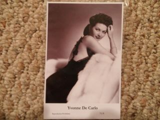 Yvonne De Carlo - Hollywood Movie Star Pin - Up/cheesecake Modern 2000 Postcard