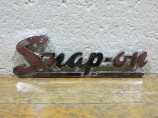 Vintage Snap - On Toolbox Emblem