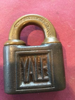 Vintage Yale & Towne Padlock Y&t Shamrock Old Antique Brass Lock No Key No 1632