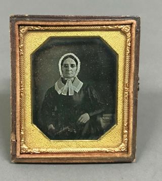 Framed Sixth - Plate Daguerreotype Of Elderly Woman In Glasses C.  1859