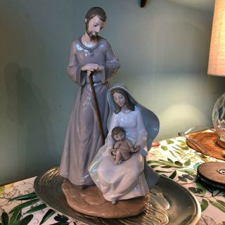 Nao By Lladro The Holy Family Nativity 1402 Jesus Mary Joseph