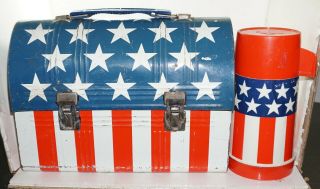 Vintage Usa 1970 " Stars & Stripes " Dome Metal Lunch Box With Thermos By Aladdin