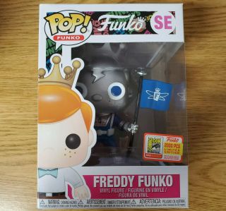 Funko Pop Freddy Funko Blue Space Robot Sdcc Fundays 2018 Le 2000 Pop Protector