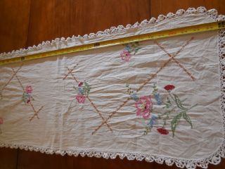 Vintage Linen ROSES crocheted edge embroidered floral runner dresser scarf 2