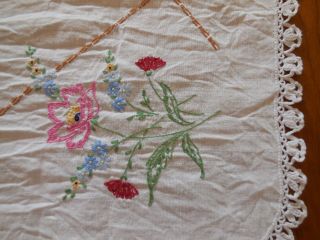 Vintage Linen ROSES crocheted edge embroidered floral runner dresser scarf 3