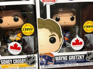 Funko Pop NHL Crosby 32 & Gretzky 32 W/Stanley Cups Chase Editions 2