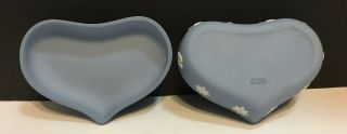 - Wedgwood Jasperware - Tricolor Heart Shaped Trinket BOX Dark&Light Blue&White 4
