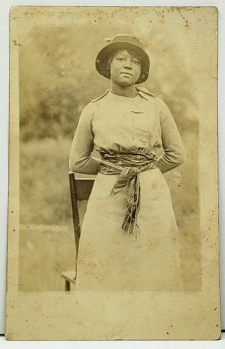 Rppc African American Young Lady Sweet Hat & Plaid Waist Wrap Postcard I4