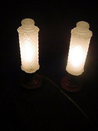 C.  1930 ' s ART DECO DRESSER LAMPS w/TUBULAR QUILTED FROSTED SHADES MATCHED PAIR 5