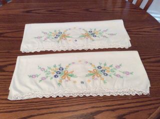 Vintage Hand Embroidered With Crocheted Edge Flower Pillowcases