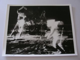 Apollo 11 Moon Landing Day 1 Lunar Module Eva Tv Camera 8x10 Vintage Nasa Photo