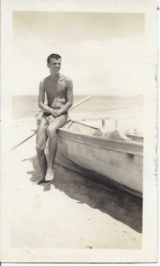 736p Vintage Photo Handsome Young Man In Swimsuit At The Beach Body