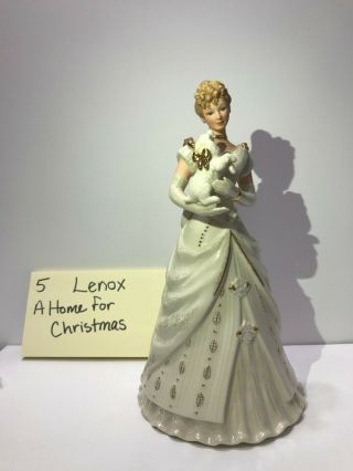 Lenox Ivory Classic Figurine A Home For Christmas 2005 (sku: 6246037)