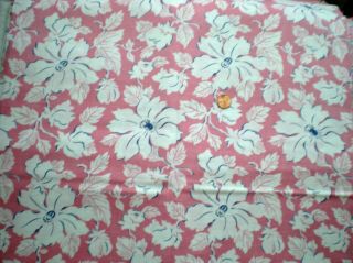 Large FLORAL on PINK Full Vtg FEEDSACK Quilt Sewing DollClothes Craft Fabric 2