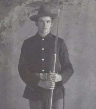 1890s Cabinet Card Photo Saw Span Am Soldier Armed 35th Michigan Inf Detroit Mi