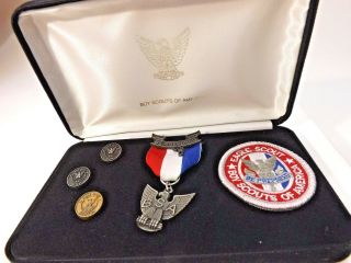 Eagle Scout Award Kit With Patch & Pins Bsa Boy Scouts Of America (a1)