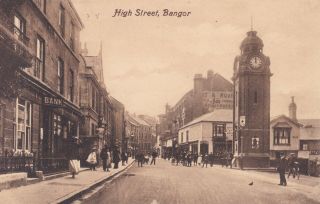 Bangor - High Street With Bank,  People By Valentine 