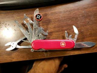 Wenger Delemont " Champ " Swiss Army Knife 10 Layers
