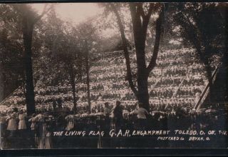 2 Bit Postcard - B126 1908 Rppc " The Living Flag " G.  A.  R.  Encampment Toledo,  Ohio
