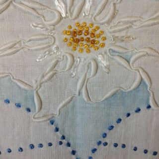 Vintage DRESSER SCARF Runner Embroidered LILIES Floral FRENCH KNOT Crochet 5