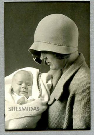 592 Mini Photo,  Cloche Hat Mother,  Woman,  Baby,  Vintage Studio Photo