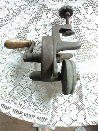 Antique Vintage Cast Iron Hand Crank Bench Mount Grinder With Patina.