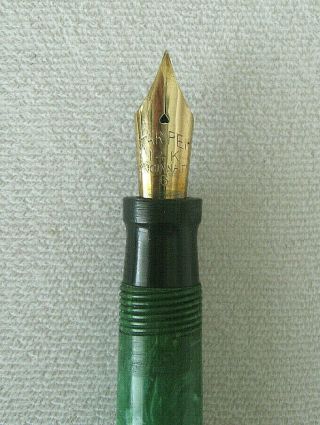 Sheaffer J5 - 30TC Fountain Pen / Jade Green Radite / 14kt nib / 1930s 3