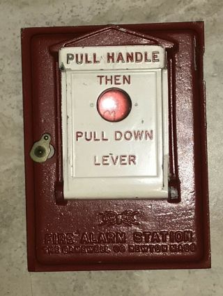 Vintage Small Gamewell Fire Alarm Pull Station Box Door Bulls Eye & Mechanism 3