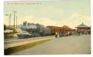 Hurleyville Ny - Train To York City At O&w Railroad Station - Postcard Catskills