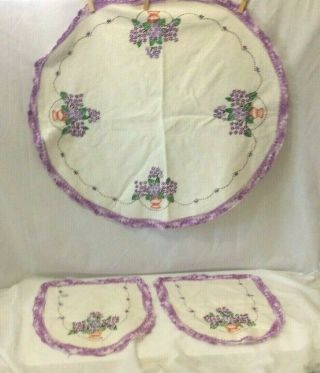 Vintage Linen Embroidered Dresser Scarf/table Runner/doilies/basket/flowers Set