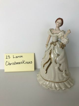 Lenox Ivory Classic Figurine Christmas Kisses 2016 (sku:857219)