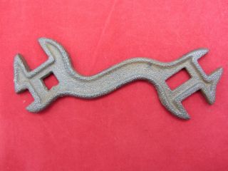 VINTAGE INTERNATIONAL HARVESTER TRACTOR IMPLEMENT PLOW MULTI WRENCH HE - 911 IHC 2