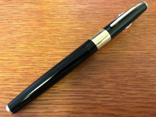 Vintage - Pilot 250l Fountain Pen - Black - Gold - 14k Nib - Great