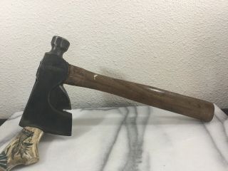 Vintage Single Bit Winchester Axe Hatchet Hammer 6 5/8”x 3.  5” Edge 13” Handle