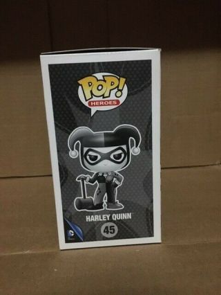 Funko POP Heroes 45 Harley Quinn Black and White Hot Topic Exclusive 4