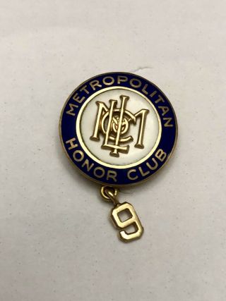 Metropolitan Honor Club 14k Gold Pin With Enamel Overlay