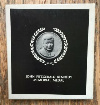John Fitzgerald Kennedy Silver Memorial Medal Box/certificate
