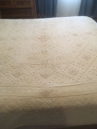 Vtg Ecru Crocheted Lace Tablecloth Table Cloth 57 " X 75 "
