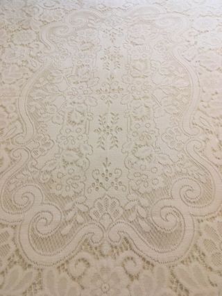 Vintage Quaker Lace ? White Rectangle Tablecloth,  69 " X 51 "
