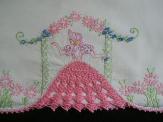 Vtg White Cotton Southern Belle Pillowcases - Pink Crocheted Skirt - Arbor 3